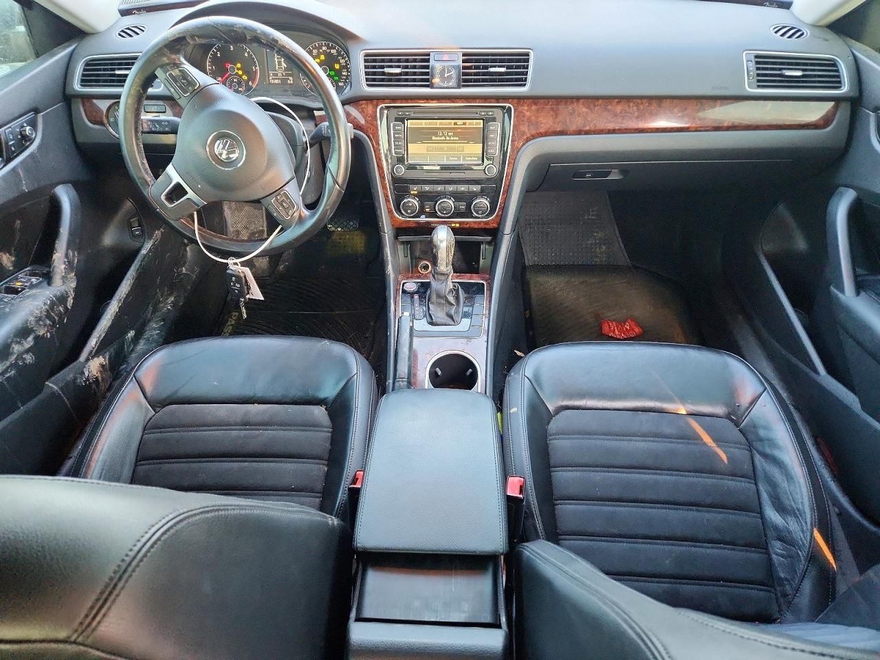 2013 Volkswagen Passat sel