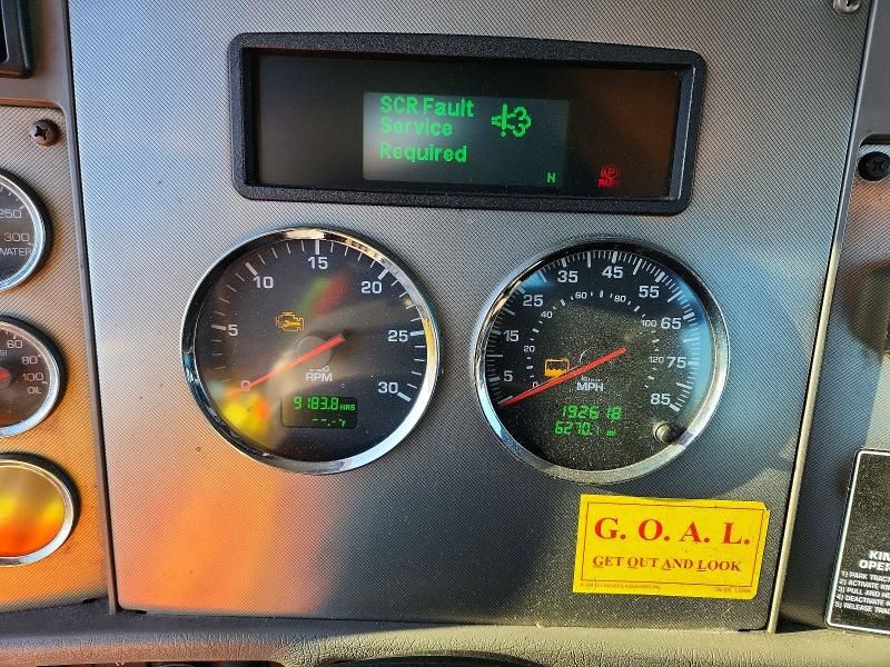 2017 Kenworth T370 Semi Truck