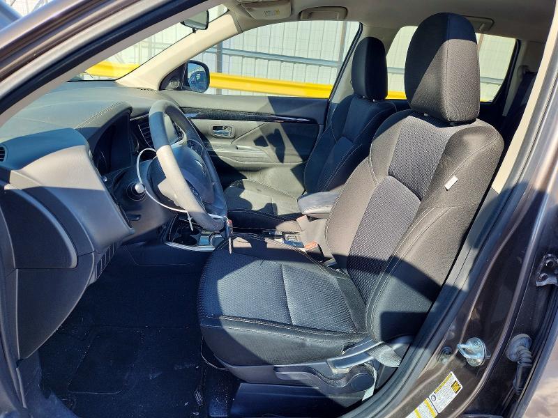2019 Mitsubishi Outlander es