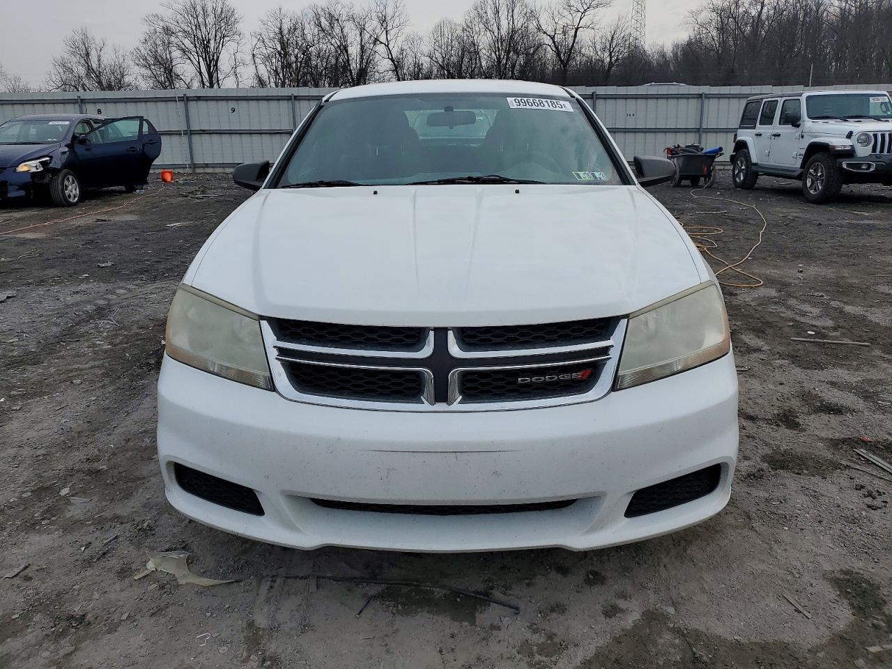 2014 Dodge Avenger se