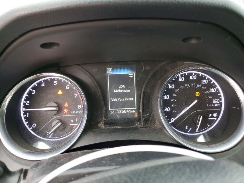 2020 Toyota Camry le