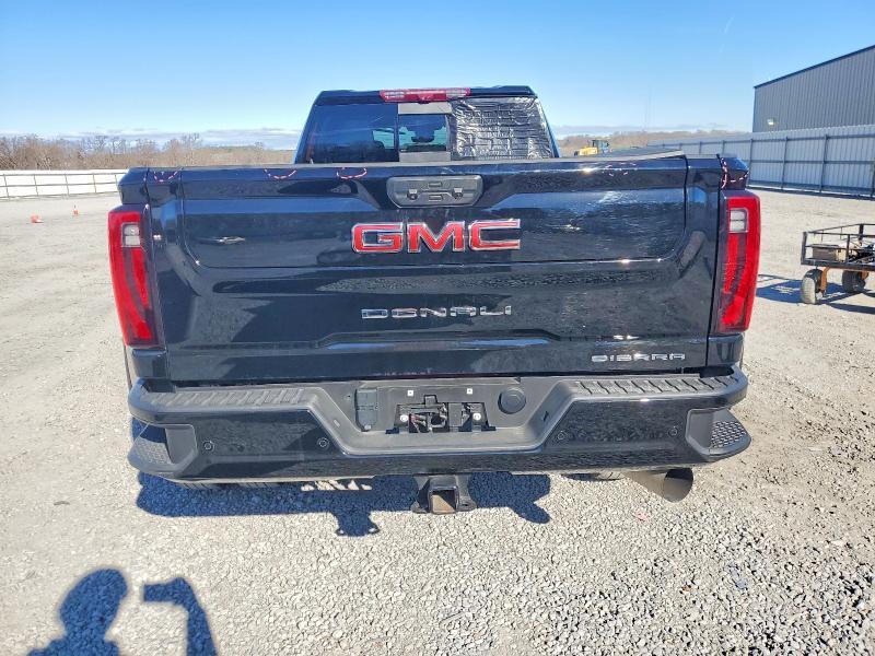 2024 GMC Sierra K3500 Denali