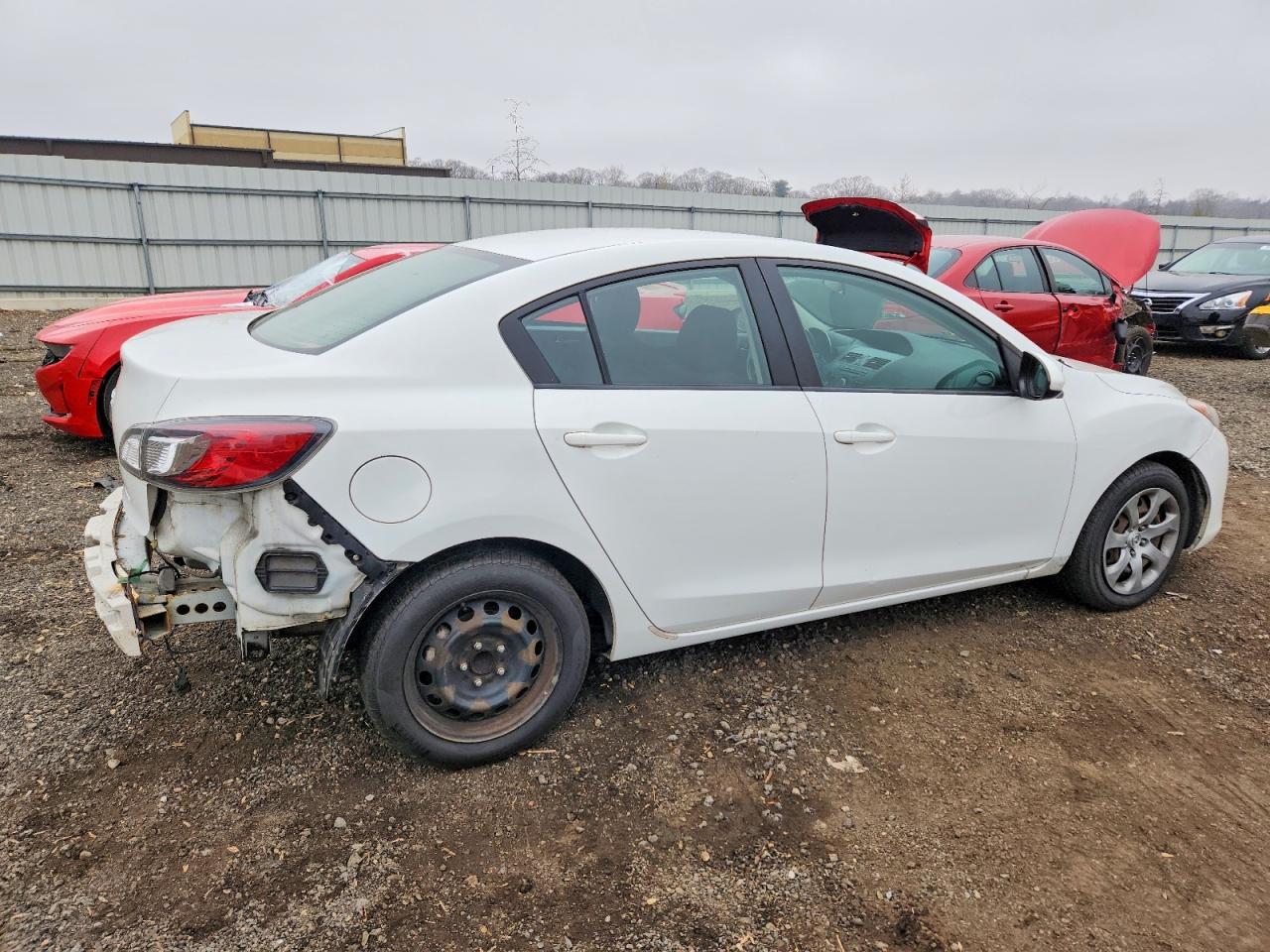 2013 Mazda 3 I