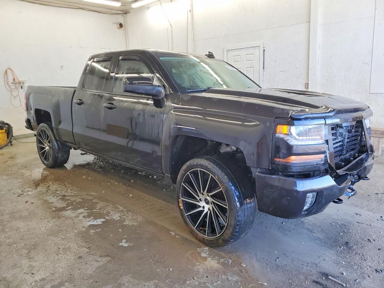 2017 Chevrolet Silverado K1500 Custom