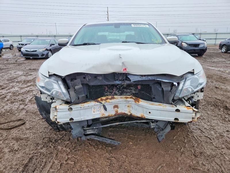 2010 Ford Taurus sel