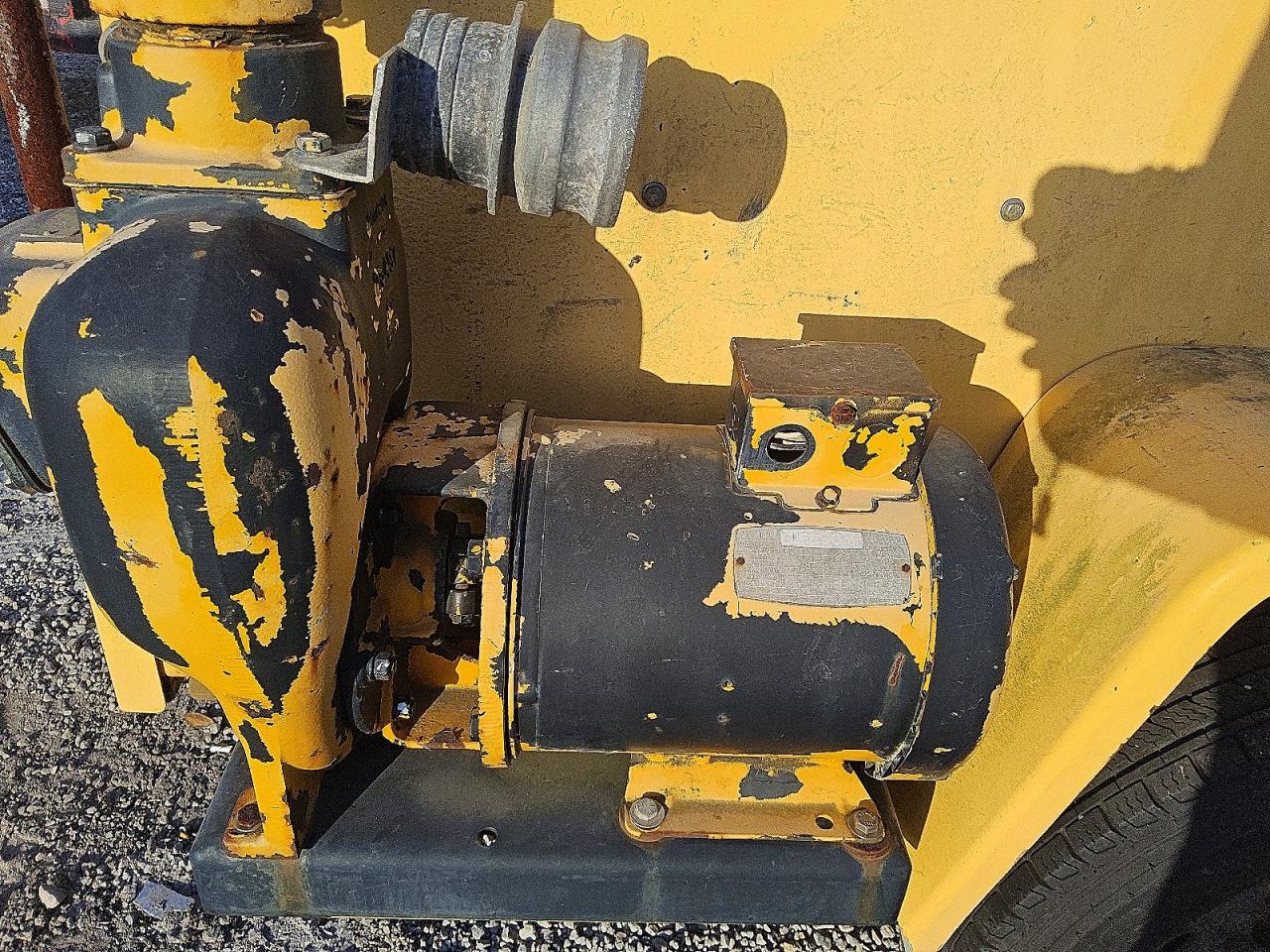 2000 Fene 1999 Technologies Service Manhole Support Trailer