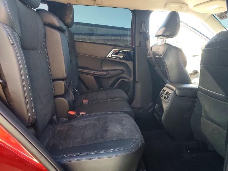 2023 Mitsubishi Outlander se