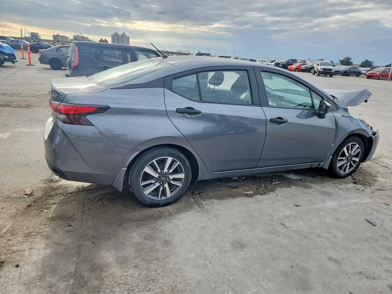 2023 Nissan Versa s