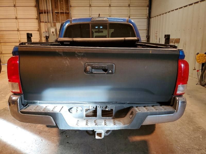 2016 Toyota Tacoma Double cab