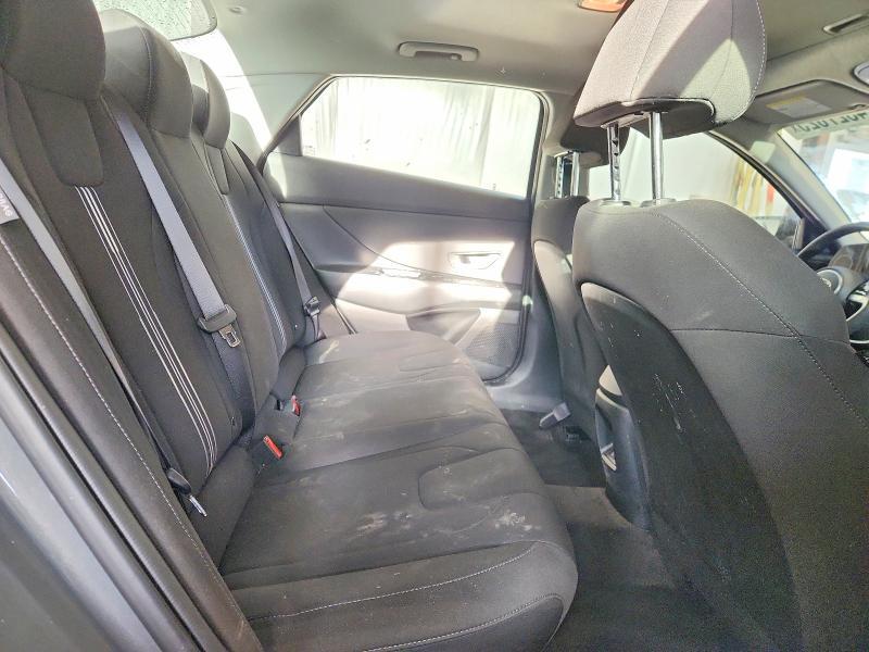 2025 Hyundai Elantra Preferred 4D