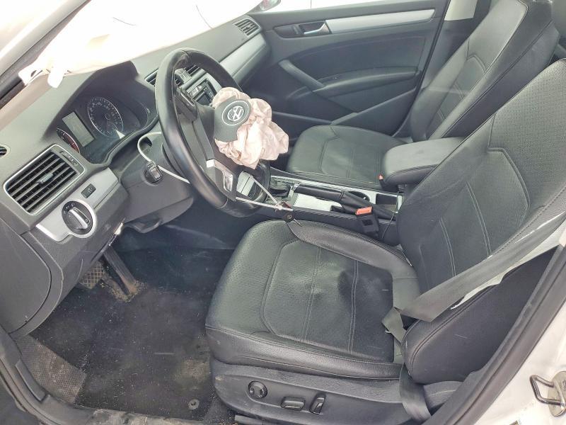 2013 Volkswagen Passat se