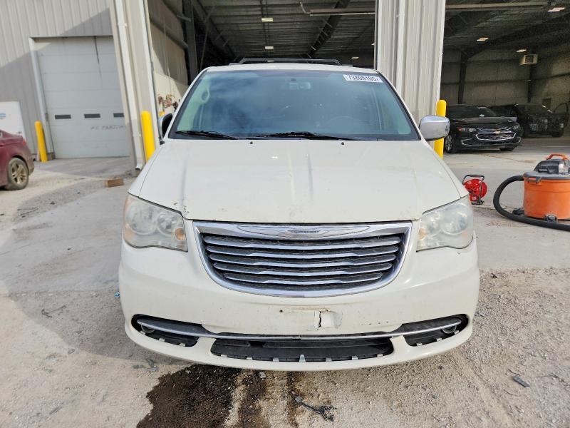 2011 Chrysler Town & Country Touring l