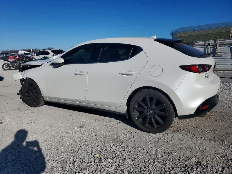 2021 Mazda 3 Premium