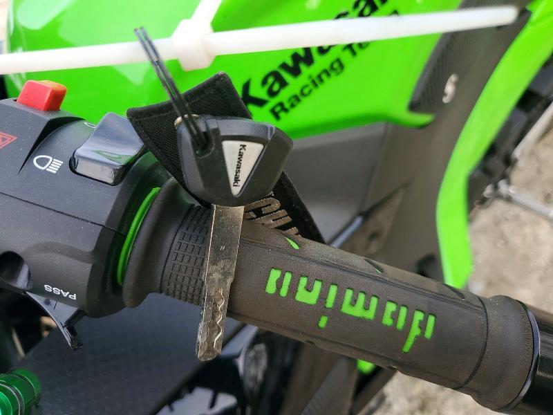 2024 Kawasaki EX500 H