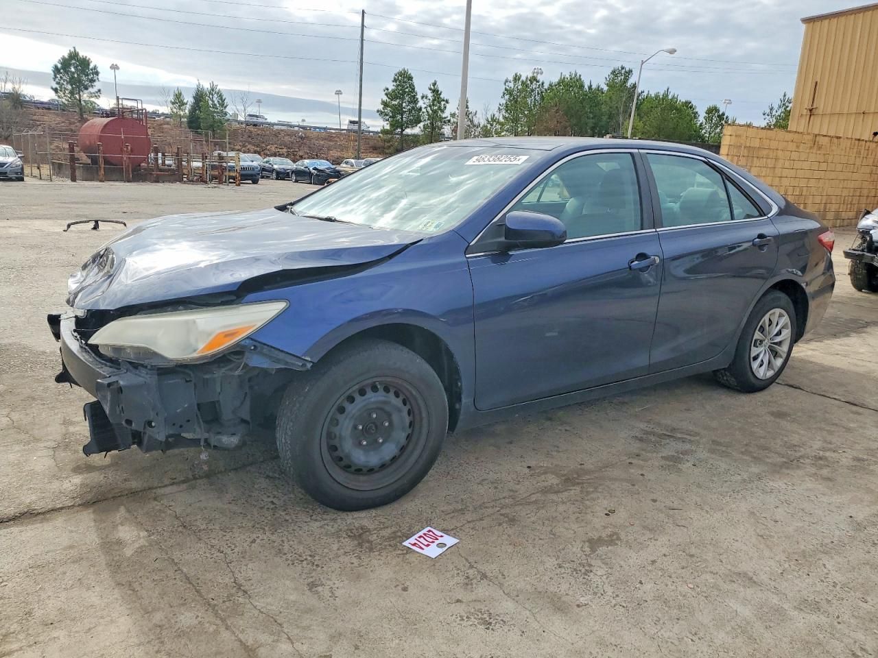 2015 Toyota Camry le
