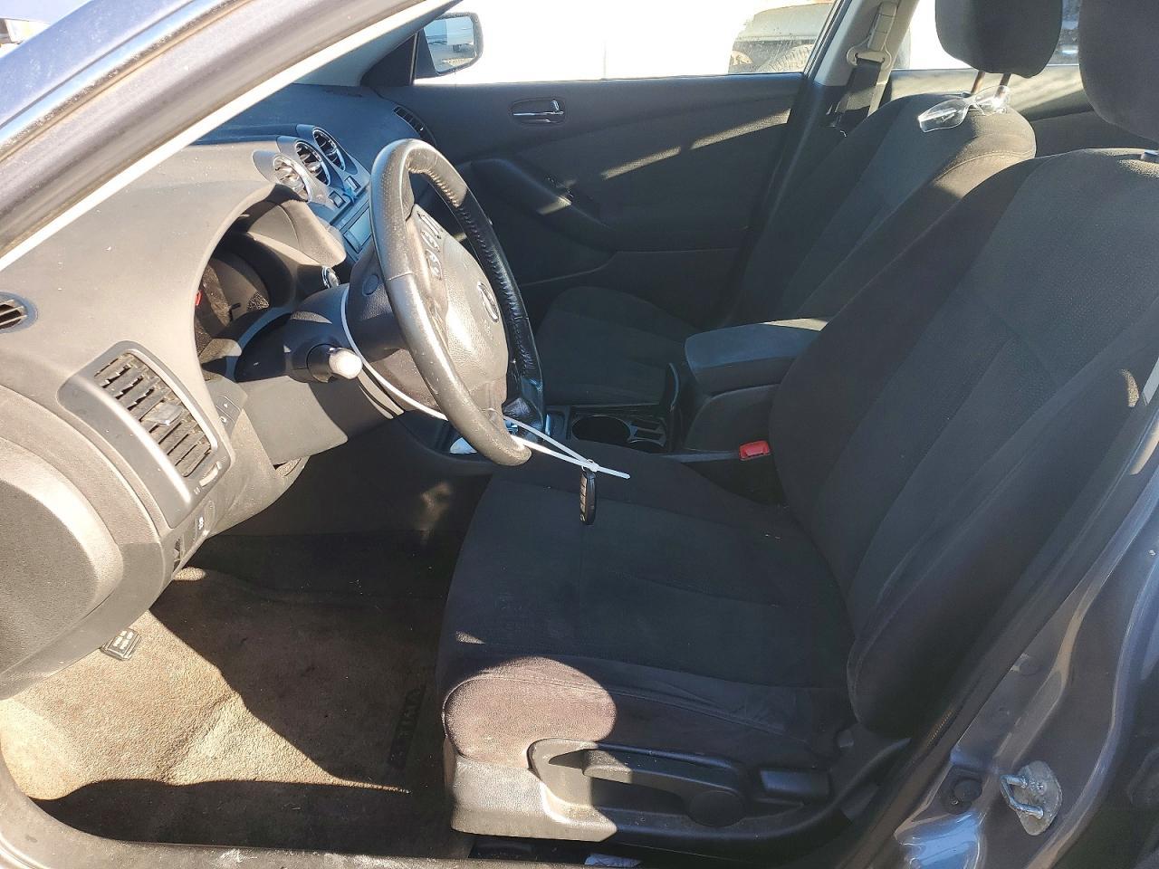 2012 Niss Altima 2.5