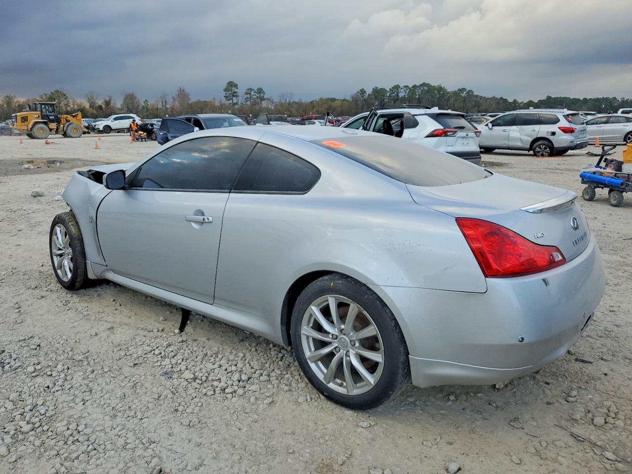 2015 Infiniti Q60 Journey
