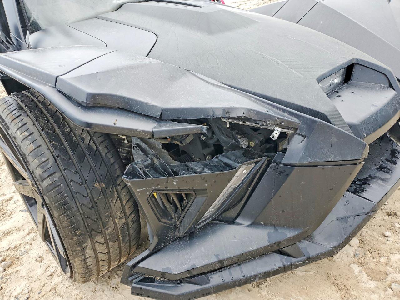 2021 Polaris Slingshot R