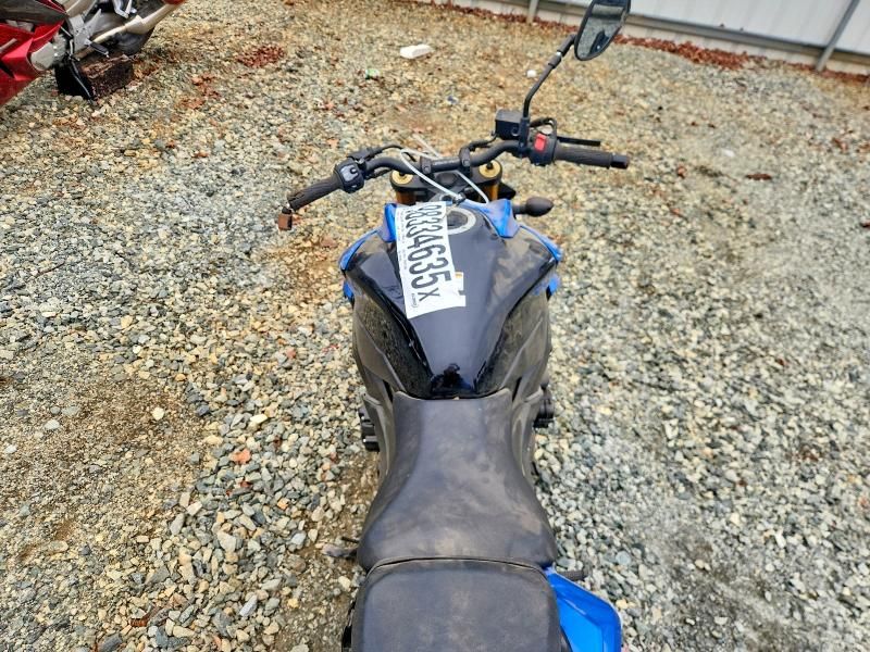 2022 Suzuki GSX-S750 M