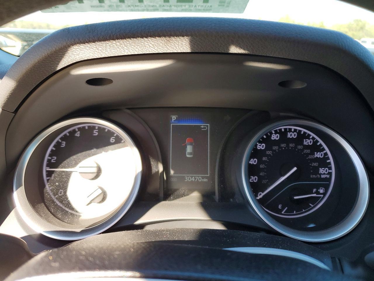 2024 Toyota Camry le