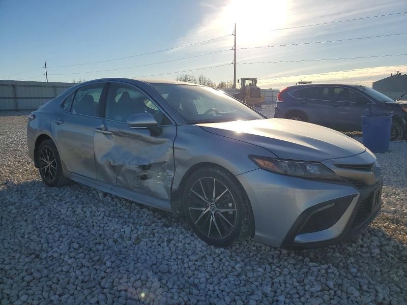 2024 Toyota Camry se Night Shade