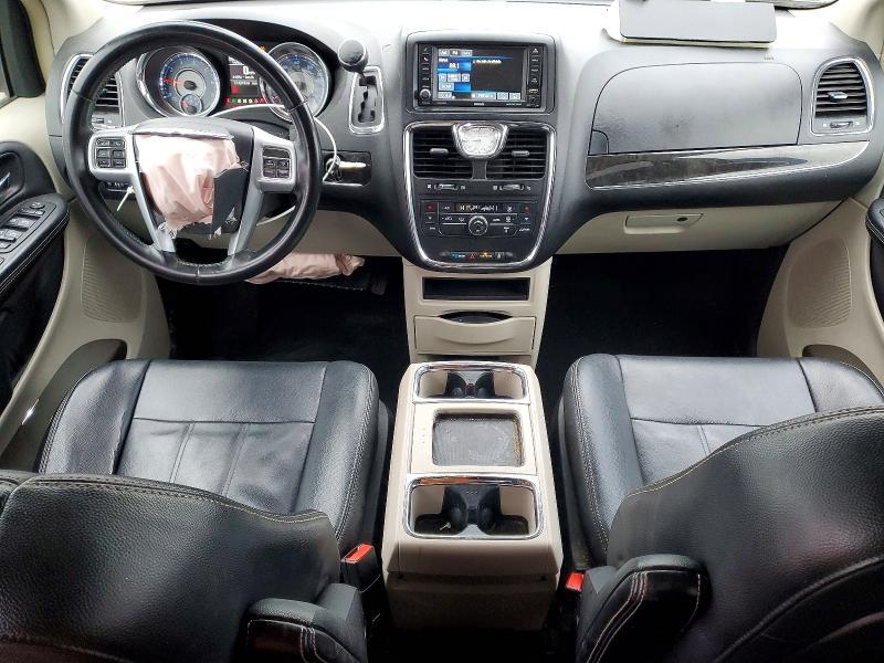 2013 Chrysler Town & Country Touring