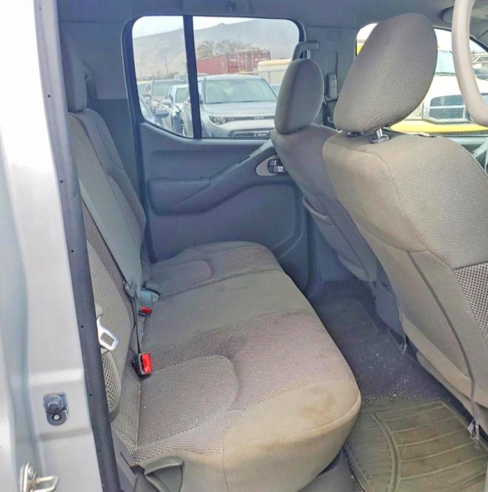 2020 Nissan Frontier s