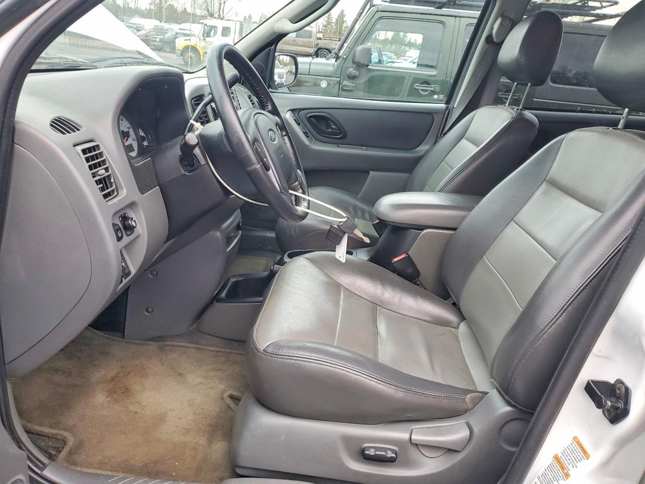 2003 Ford Escape xlt