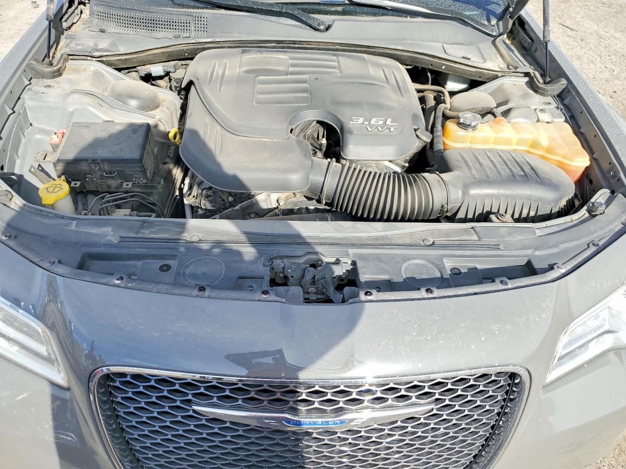 2018 Chrysler 300 Limited