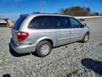 2003 Chrysler Town & Country lx