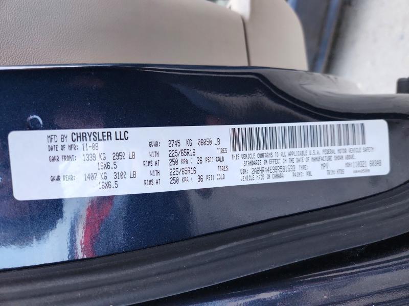 2009 Chrysler Town & Country lx