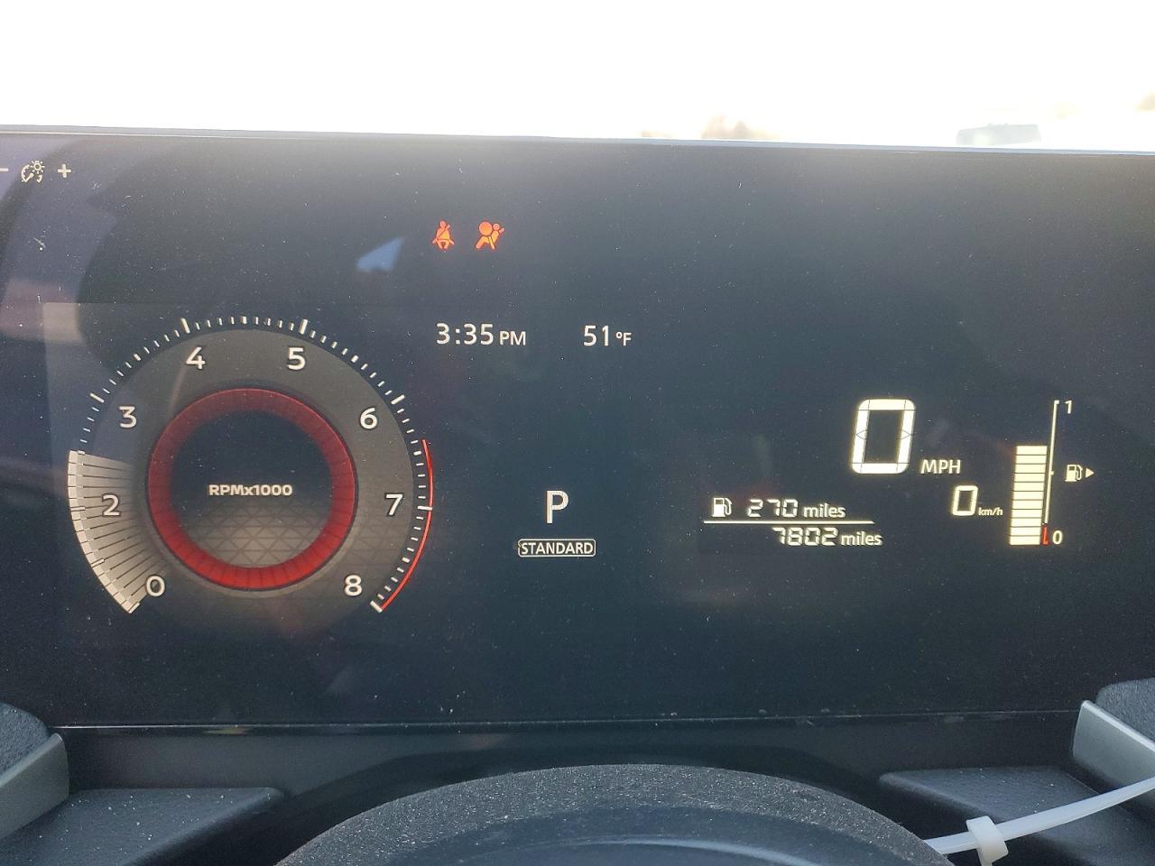 2025 Nissan Kicks sv