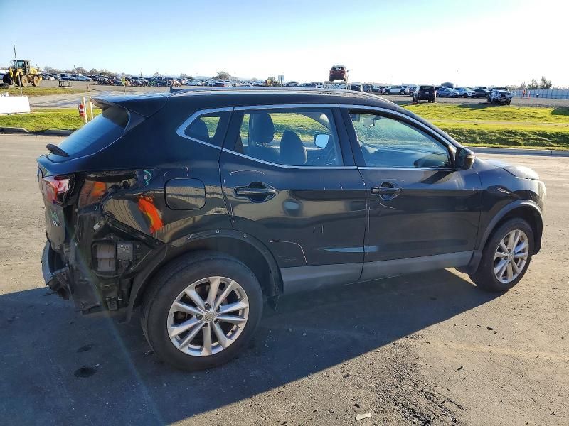 2018 Nissan Rogue Sport s