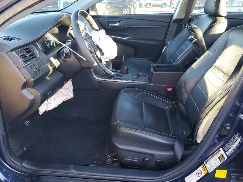 2016 Toyota Camry Hybrid