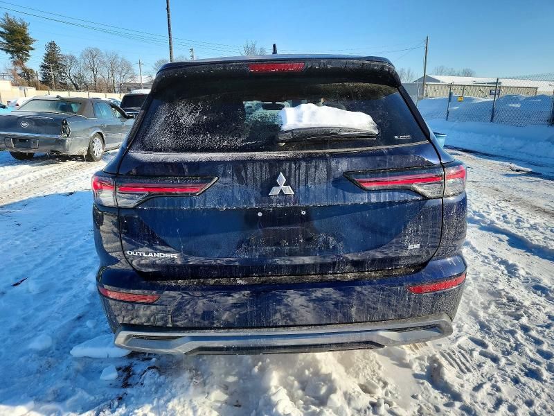 2025 Mitsubishi Outlander se