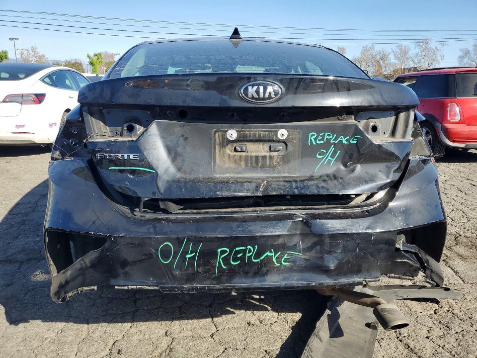 2020 KIA Forte fe