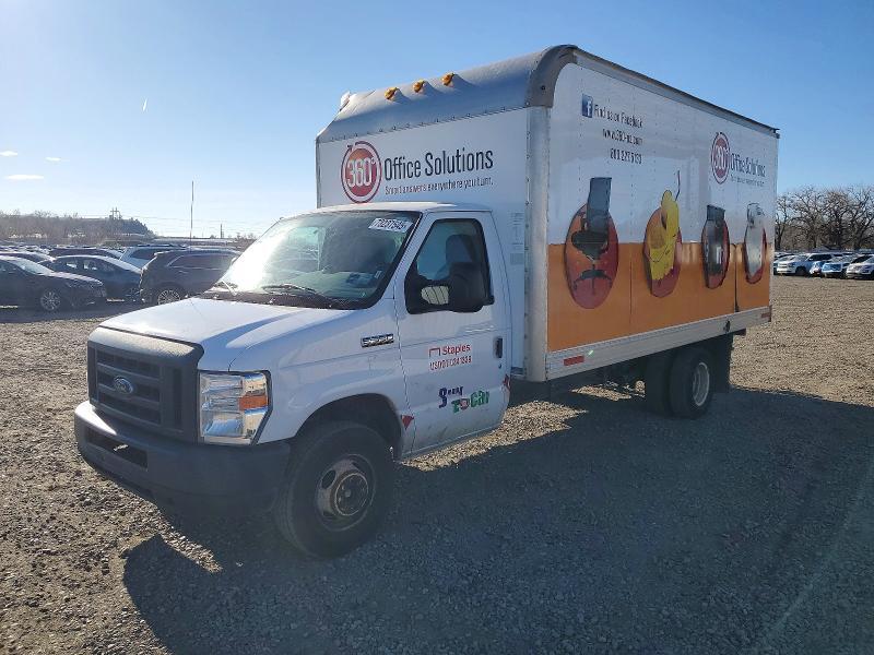 2018 Ford E350 BOX Truck
