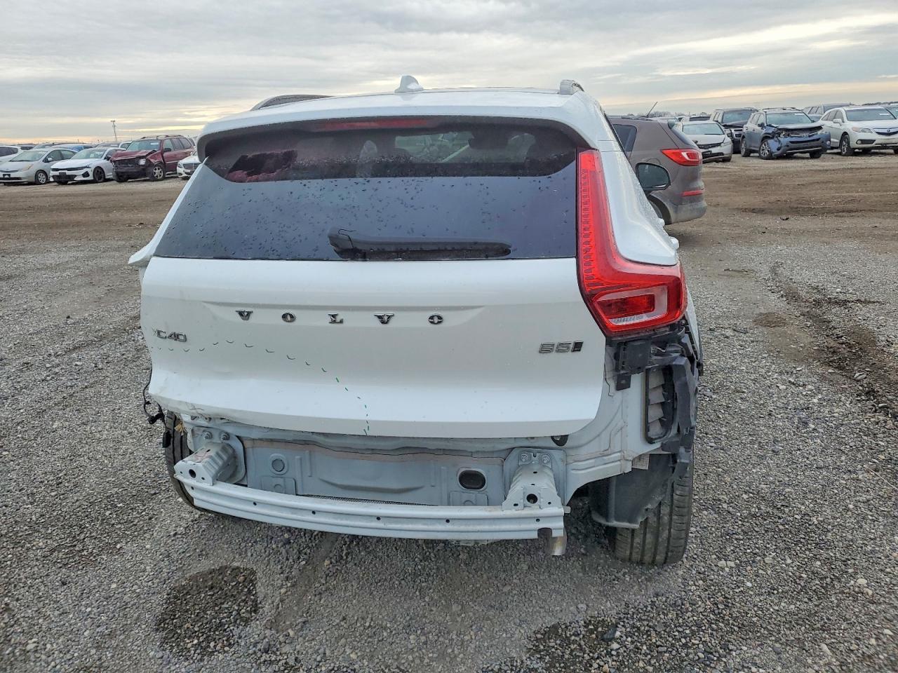 2024 Volvo Xc40 Core