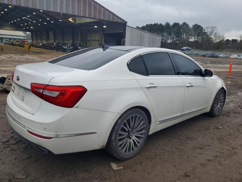 2014 KIA Cadenza Premium