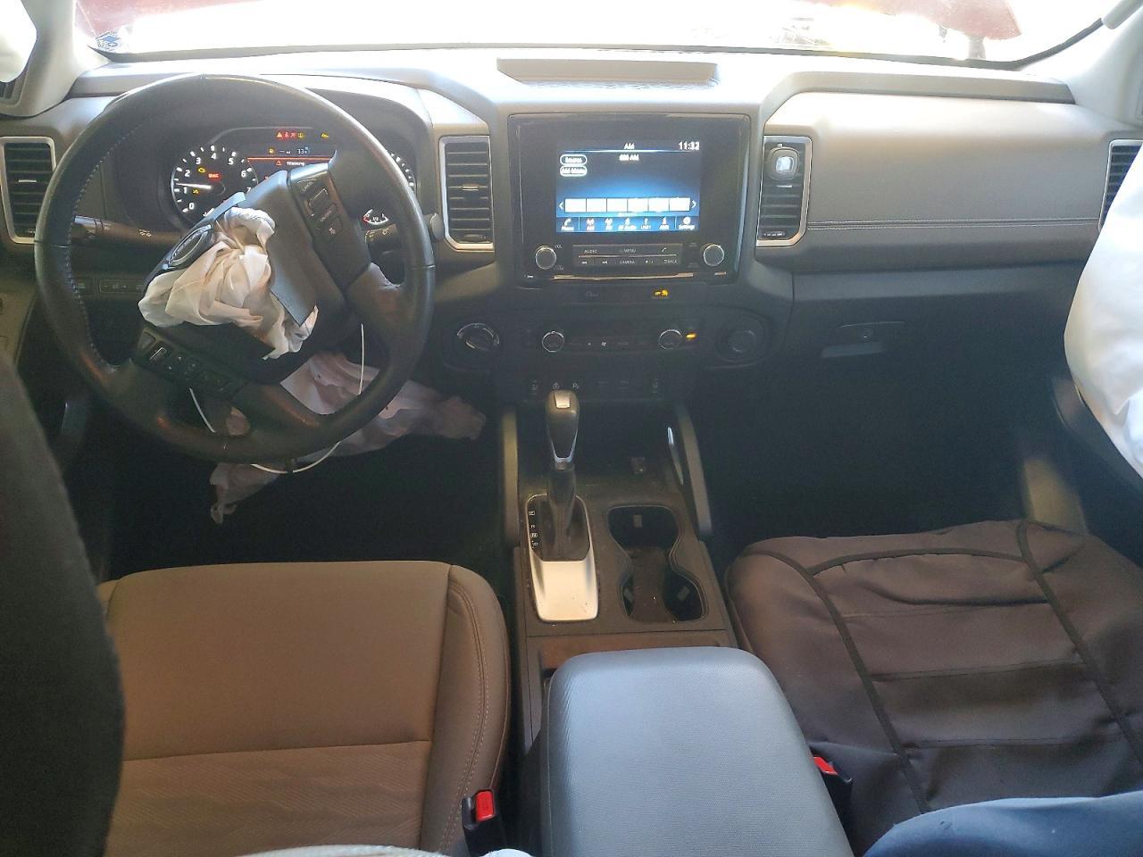 2023 Nissan Frontier sv