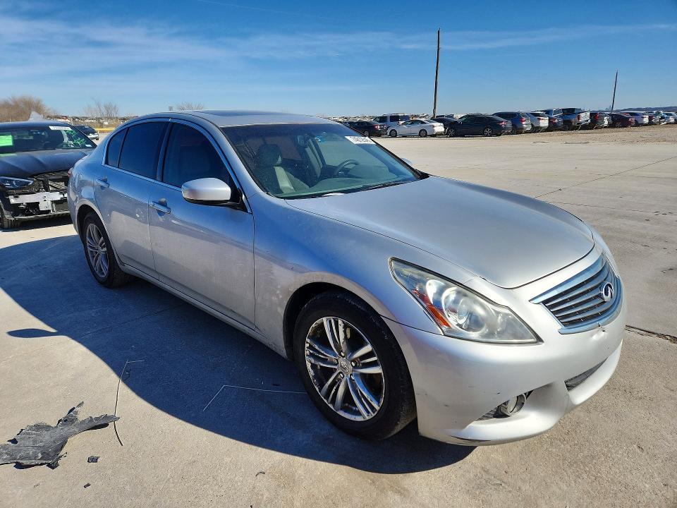 2013 Infiniti G37