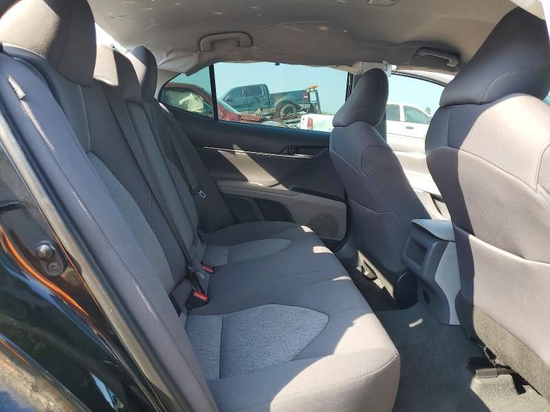 2023 Toyota Camry le