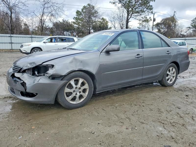 2005 Toyota Camry le