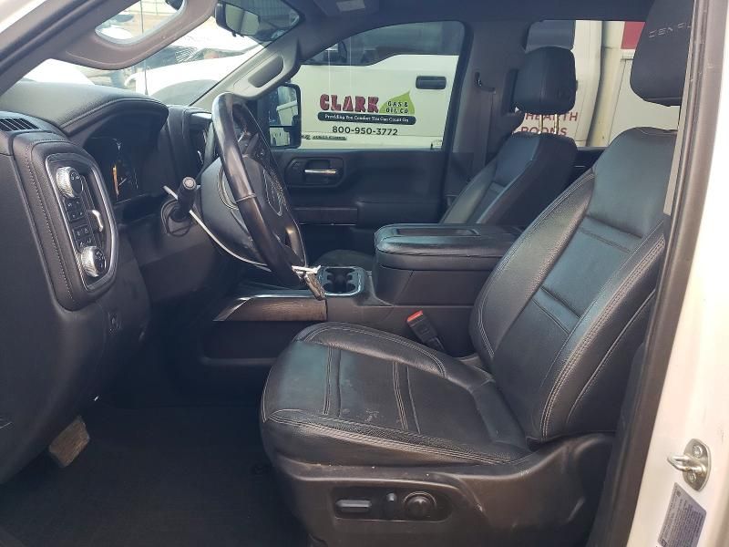 2022 GMC Sierra K2500 Denali