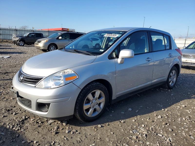 2012 Nissan Versa s
