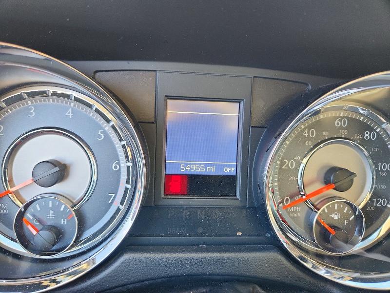 2013 Chrysler Town & Country Touring