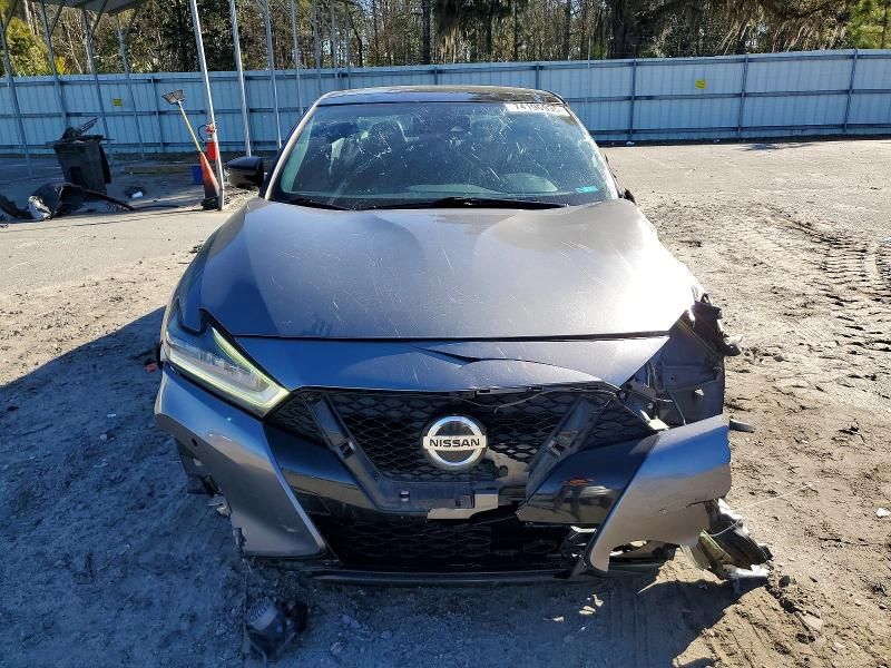 2021 Nissan Maxima sr