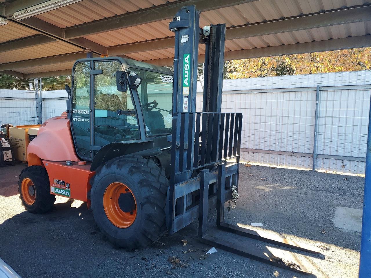 2019 Ausa C400