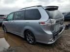 2016 Toyota Sienna se