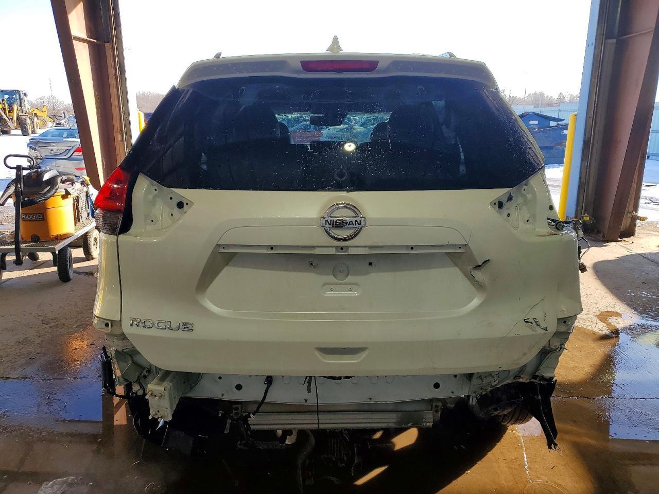2018 Nissan Rogue s
